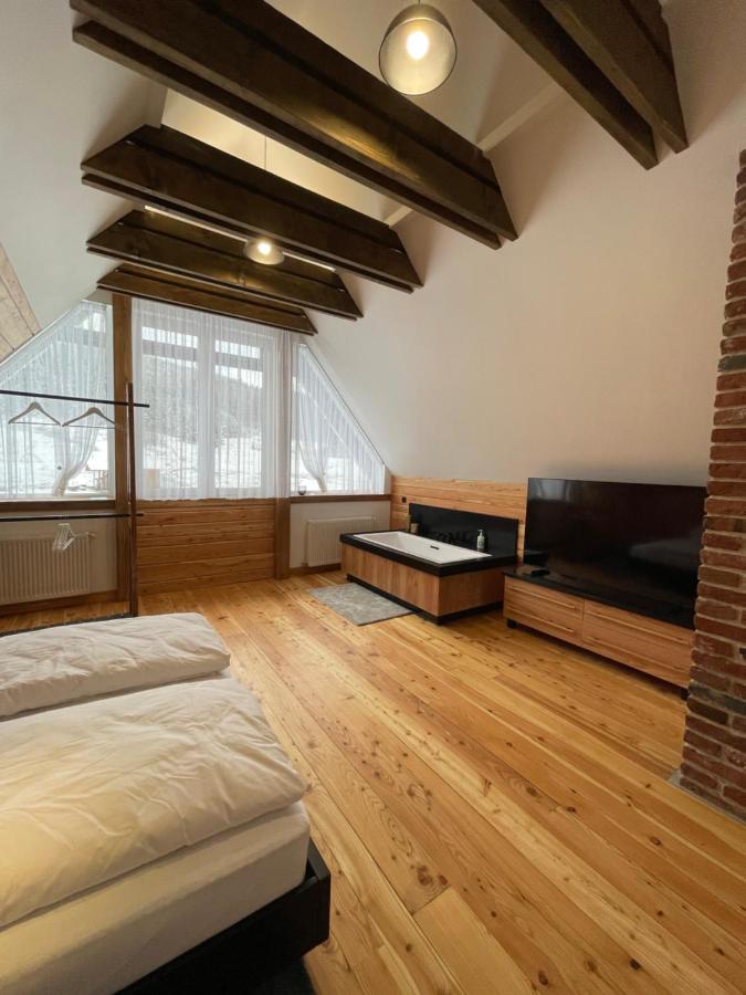 Villa Yozefstal à Myslovka Extérieur photo